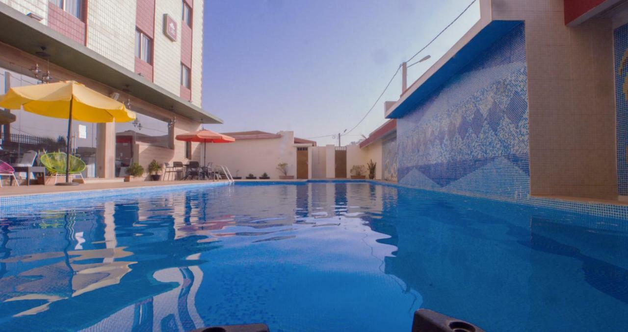 Hôtel La Rose Blanche Korhogo Exterior foto