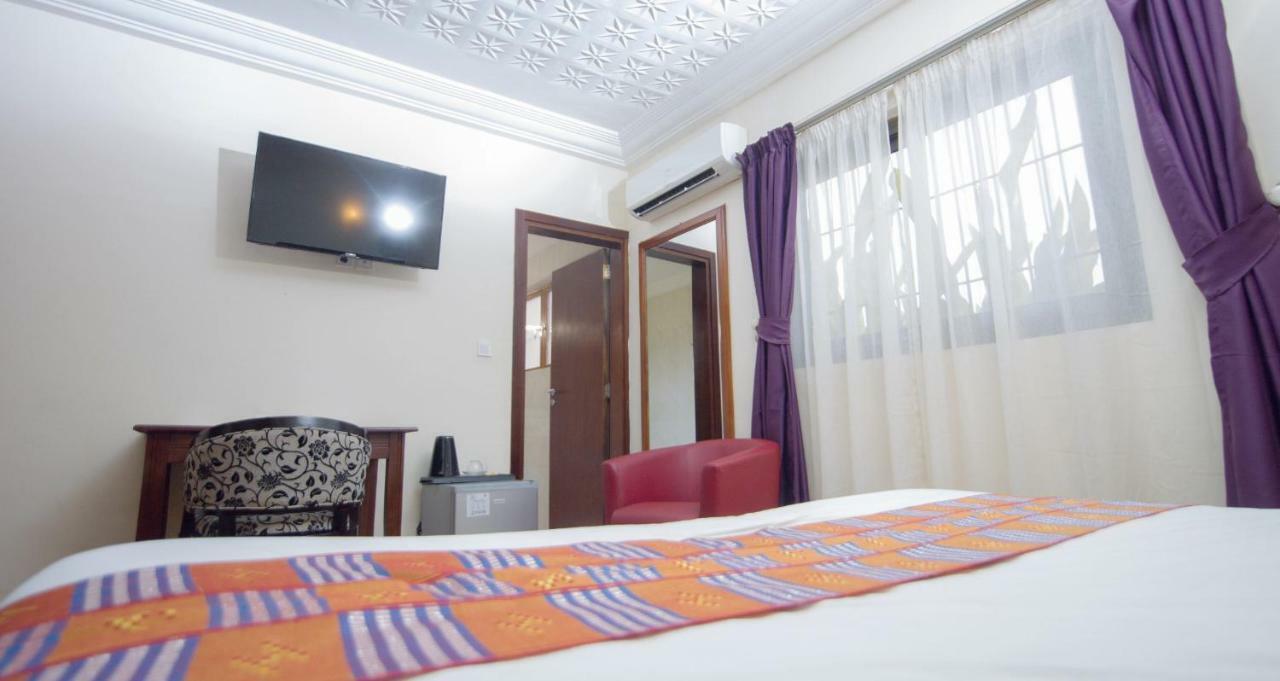 Hôtel La Rose Blanche Korhogo Exterior foto